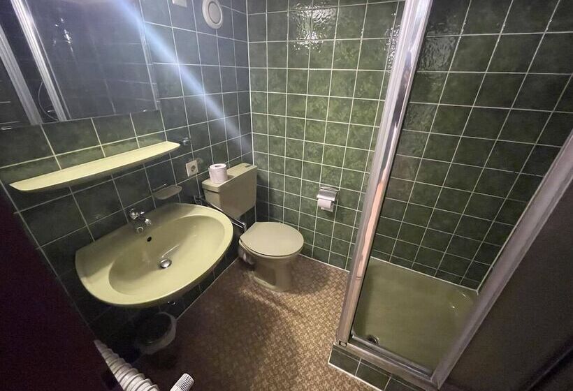 فندق Restaurant Benny