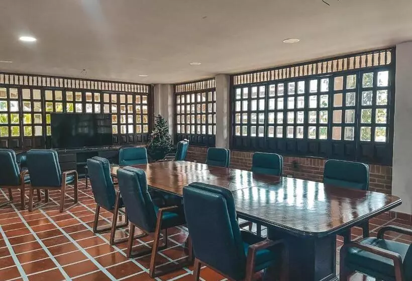 ホテル Casona Montanesa Quindío Eje Cafetero