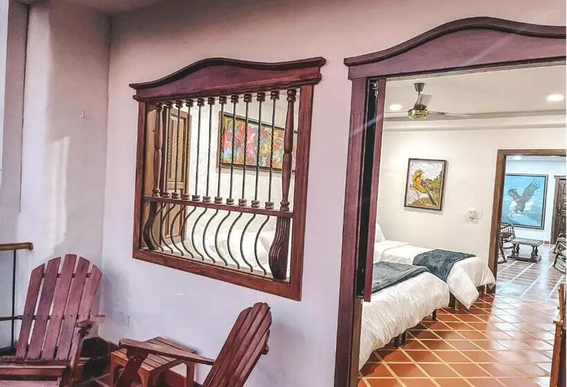 ホテル Casona Montanesa Quindío Eje Cafetero