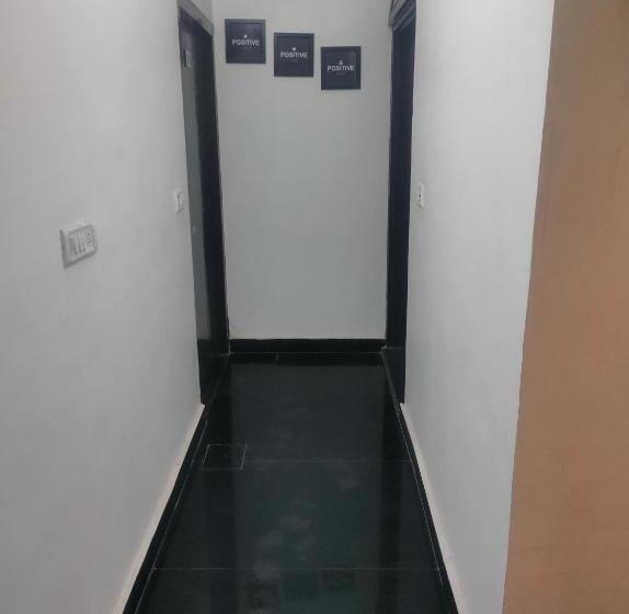 Отель Khubsaras Palace By Chhabra S