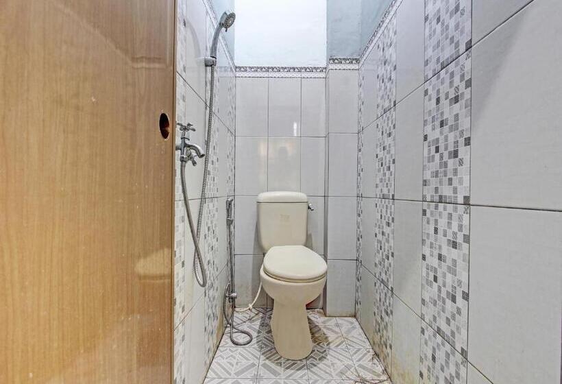 ホテル Oyo 91960 Fariza House Syariah