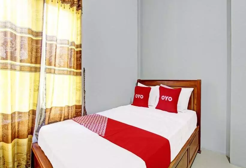 Hotelli Oyo 91960 Fariza House Syariah