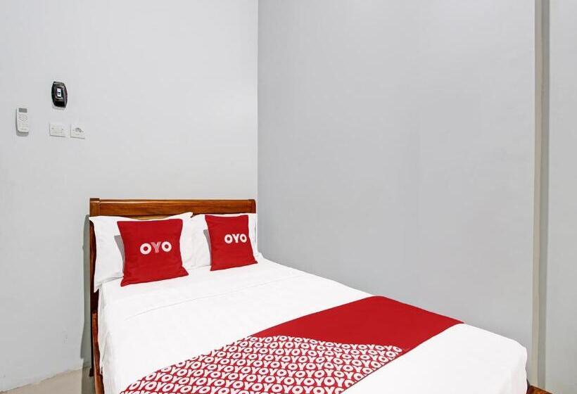 ホテル Oyo 91960 Fariza House Syariah