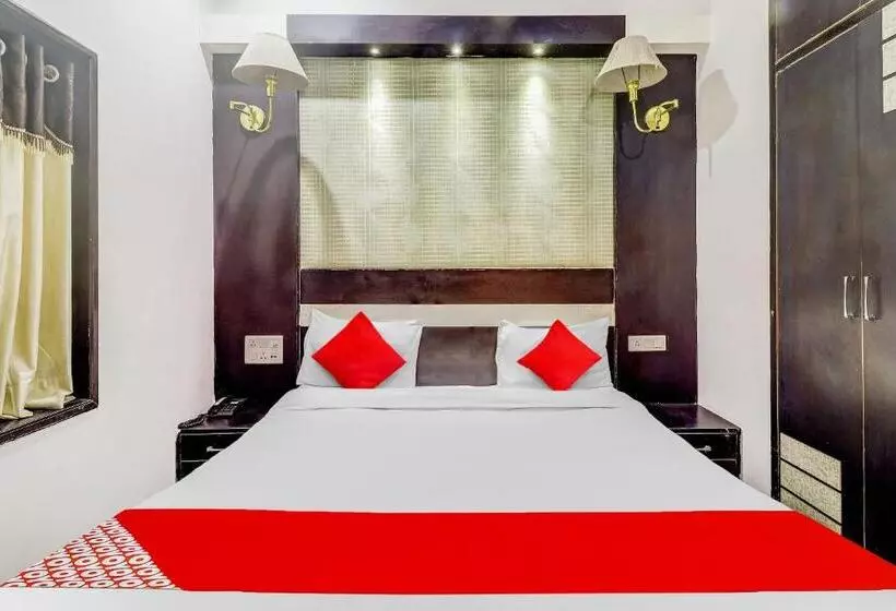 Hotelli Oyo Flagship 80462  Vintage House
