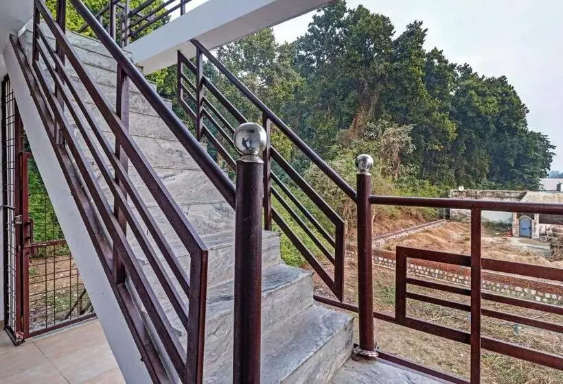 ホテル Spot On Ganga Pg And Home Stay