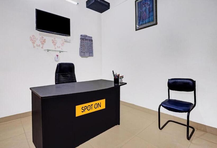 호텔 Spot On Ganga Pg And Home Stay