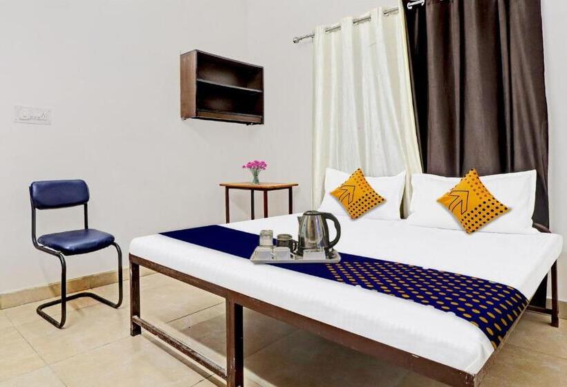 호텔 Spot On Ganga Pg And Home Stay