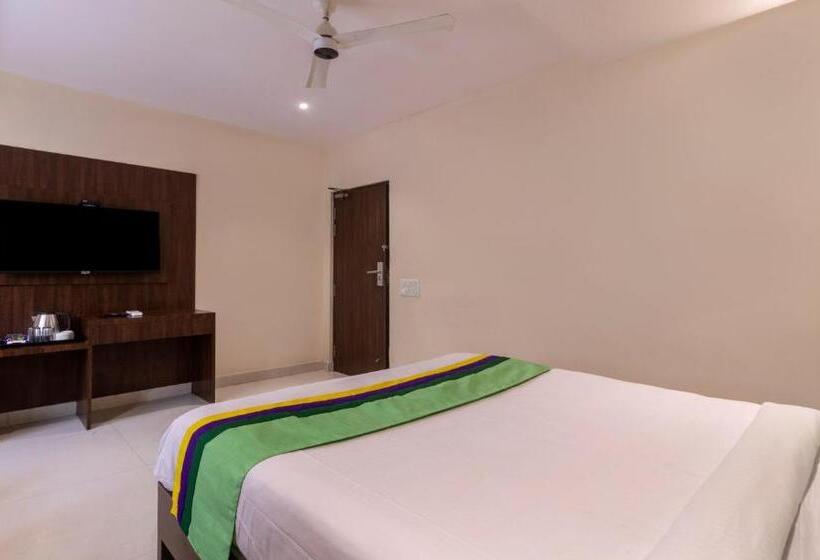 هتل Treebo Cool River