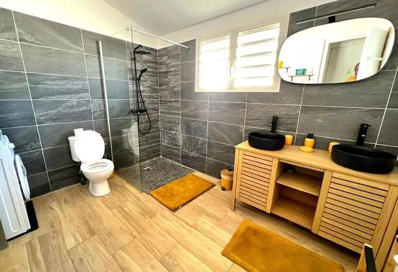 پانسیون Bahati