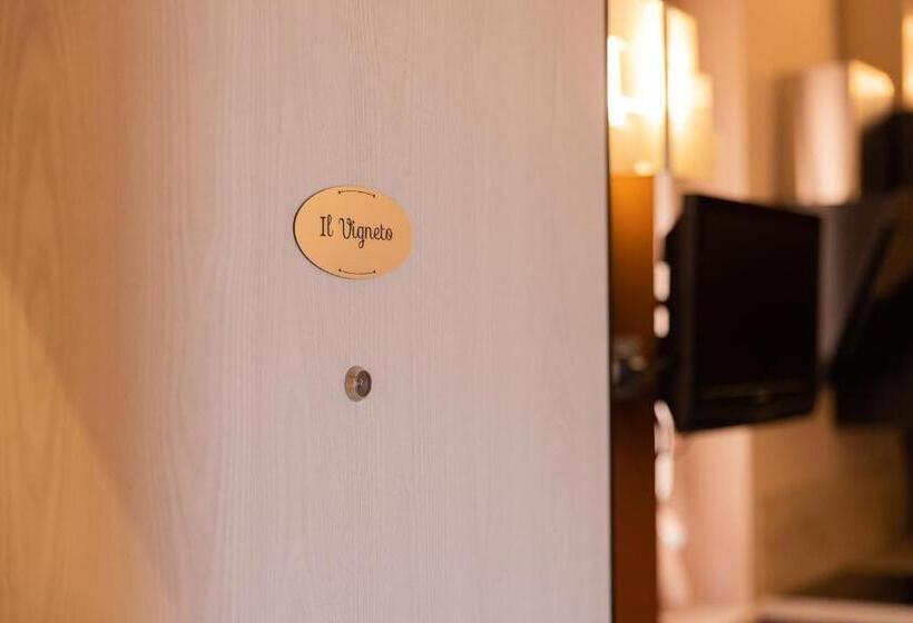 Пансион Buonvivere House