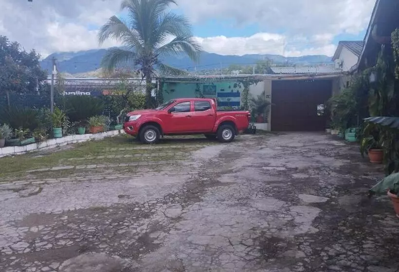 پانسیون Hostal Montecristo Metapan