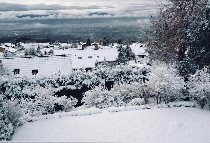 پانسیون La Romély