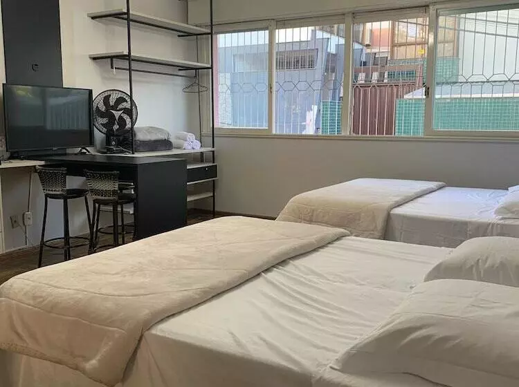 ペンション Pousada Hostel  Dodora