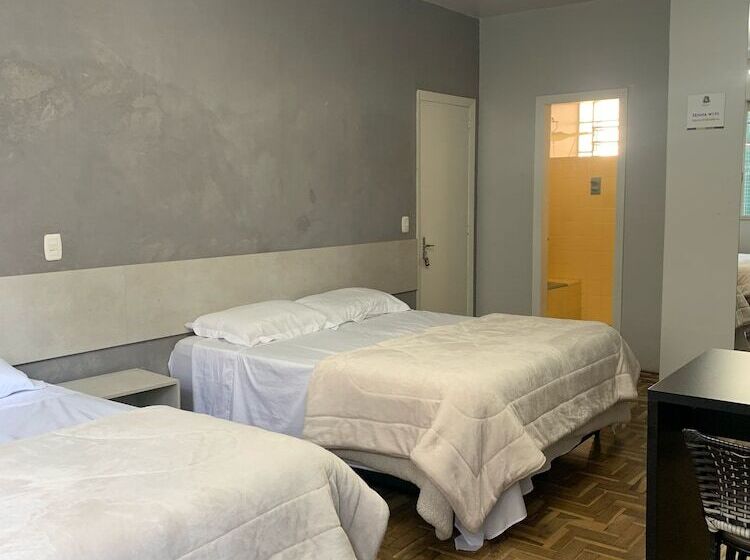 Pensió Pousada Hostel Dodora