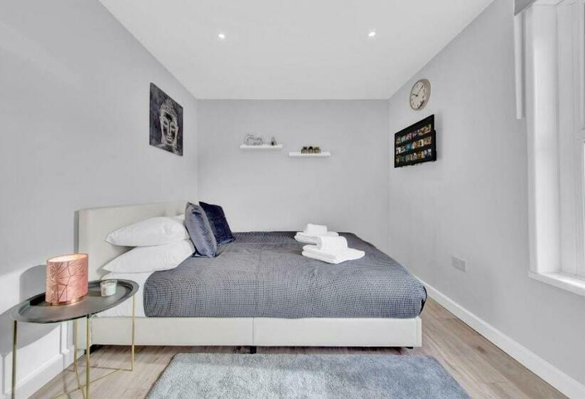 ペンション West Drayton Stays   Ub7 Bellclose