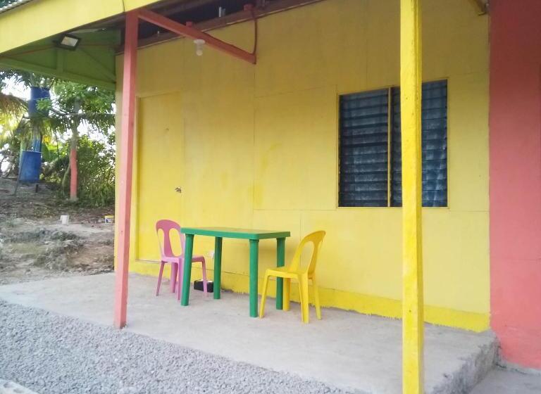 Resort Scott Camotes Beach House