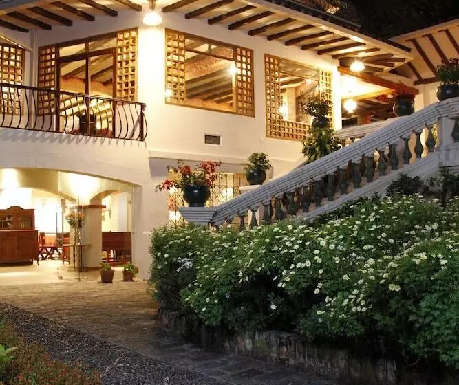 Uzhupud Garden Hotel & Lodge