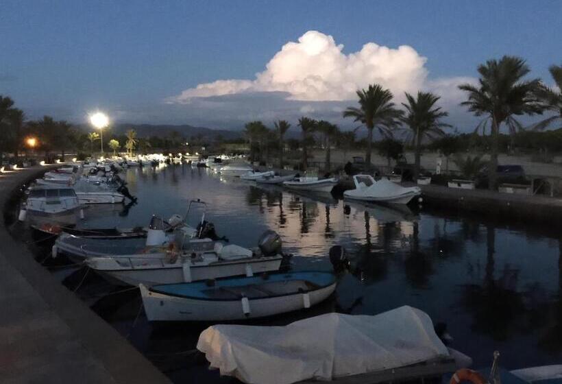 Villa Aquamarina Pavoncella Rossa