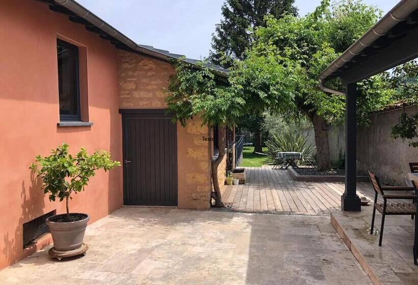 צימר Chambre Et Petit Déjeuner à Collonges Au Mont D Or