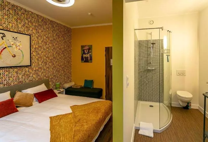 Aamiaismajoitus (B&B) The Newport Lodge   Incl 3h Wellness & Use Ebikes & Breakfast