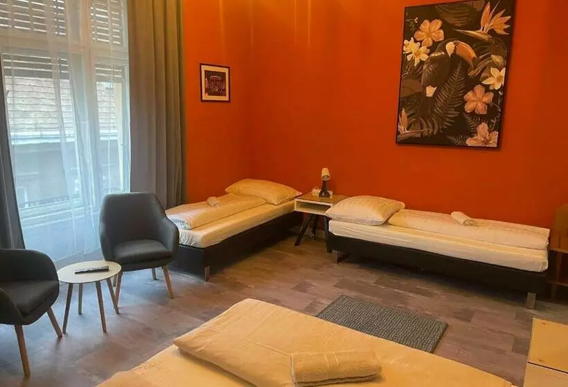 Aamiaismajoitus (B&B) Treestyle Superior Rooms