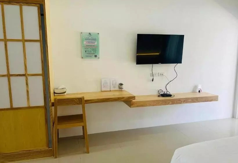 Hotelli สราญรัตน์รีสอร์ท