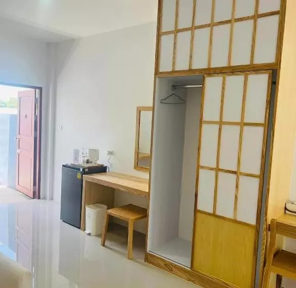 Hotelli สราญรัตน์รีสอร์ท