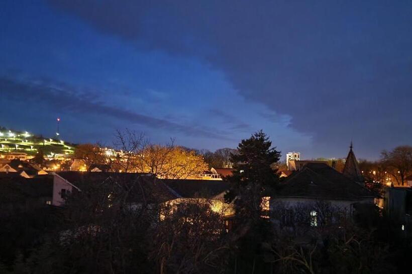 هتل Art S Luxury Boutique