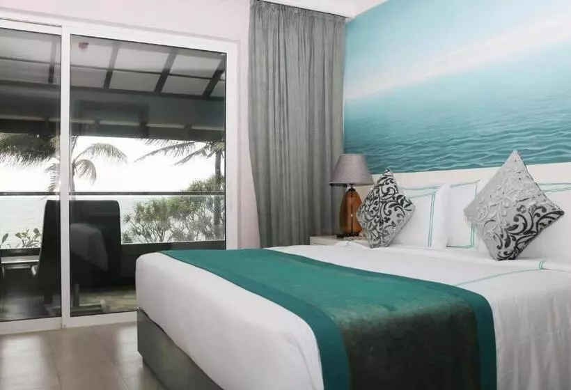 ホテル Earl S Regent Negombo