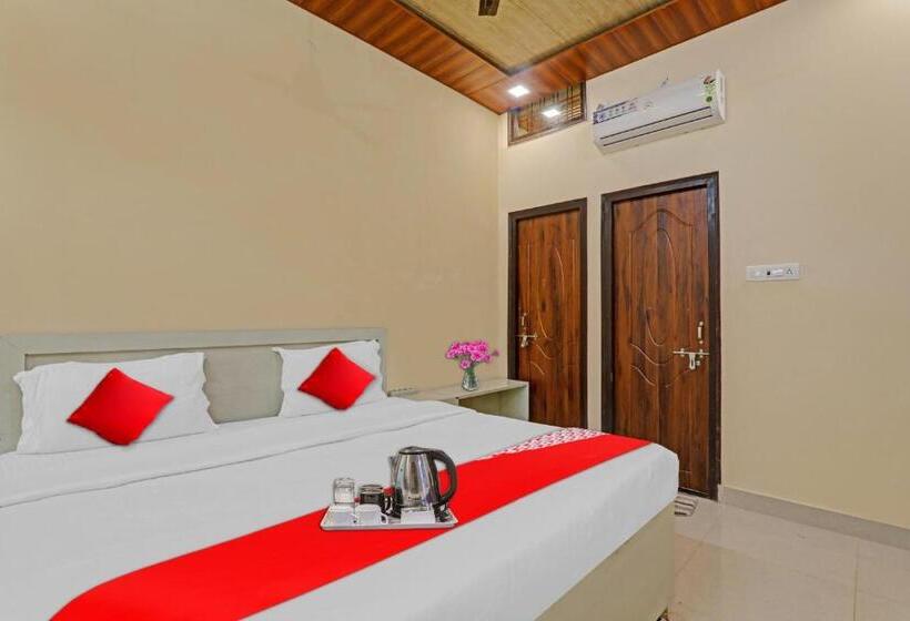 هتل Flagship Sai Galaxy  & Restaurant