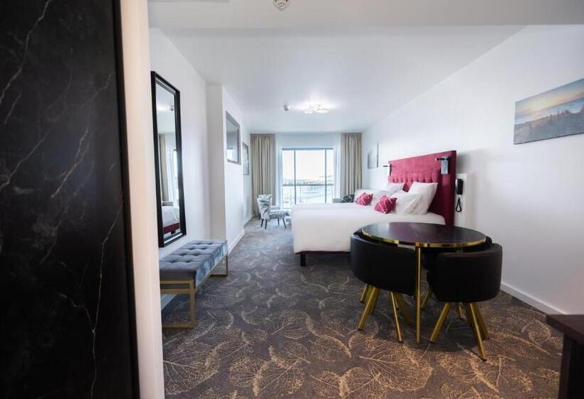 هتل Le Barracuda & Spa, Centre Port, Pieds Dans L Eau, Vue Mer