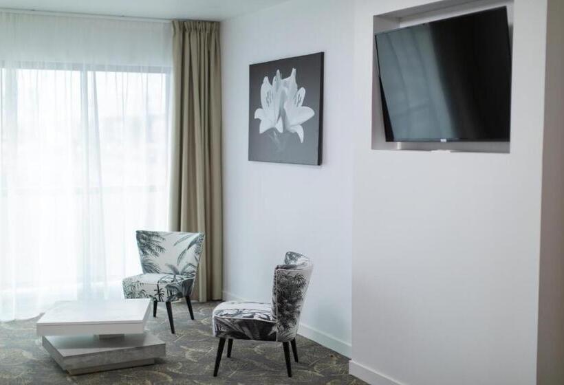 هتل Le Barracuda & Spa, Centre Port, Pieds Dans L Eau, Vue Mer