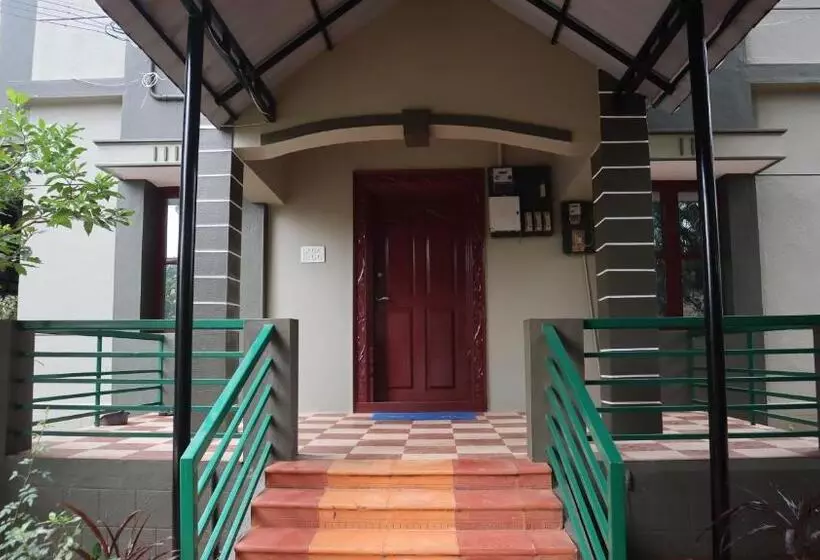 ホテル Nakshatra Resort