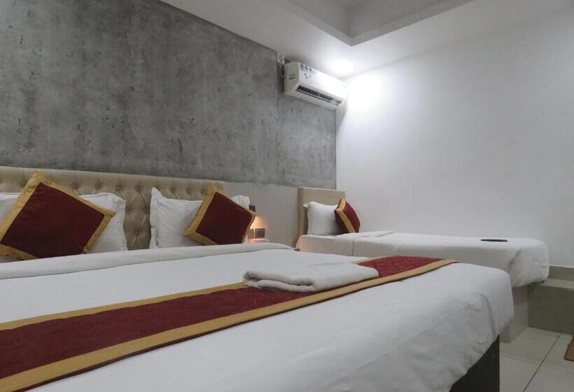 فندق Reegate Inn Near South Railway Station