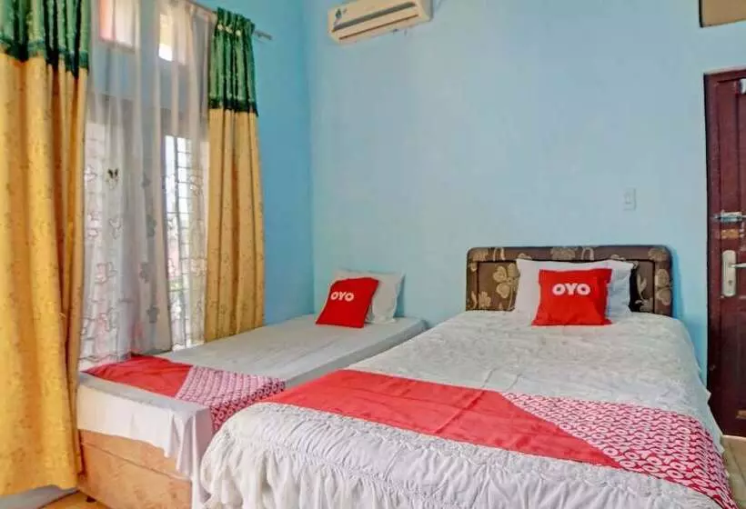 ホテル Spot On 91966 Onasis Syariah Inn