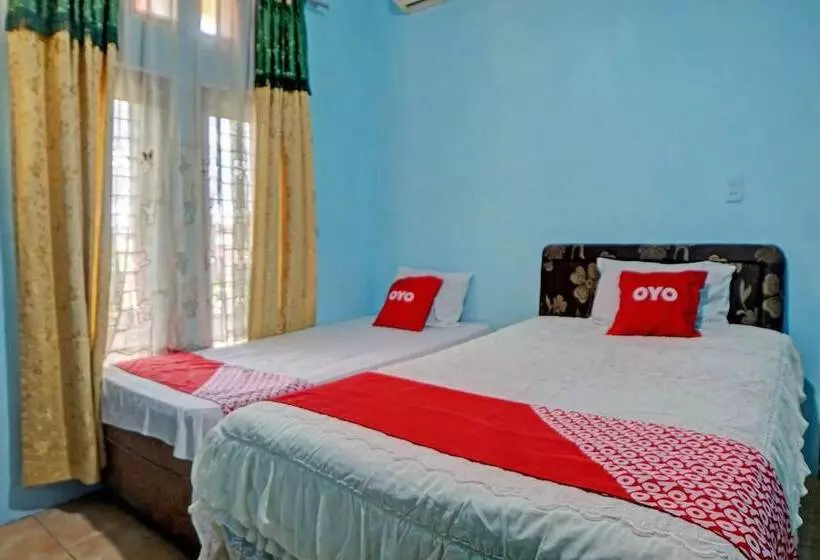 ホテル Spot On 91966 Onasis Syariah Inn