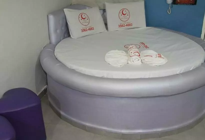 L Motel 1001 Noites   Pistão Sul