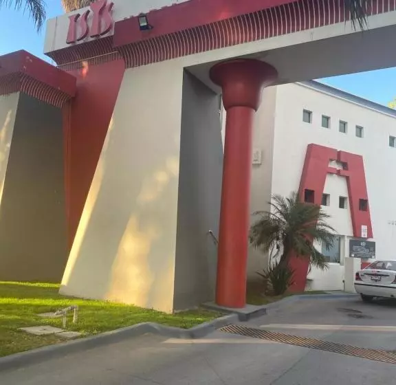 Motel Isis