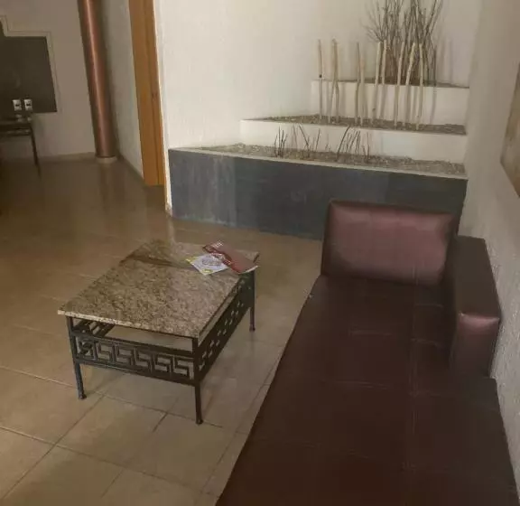 Motel Isis