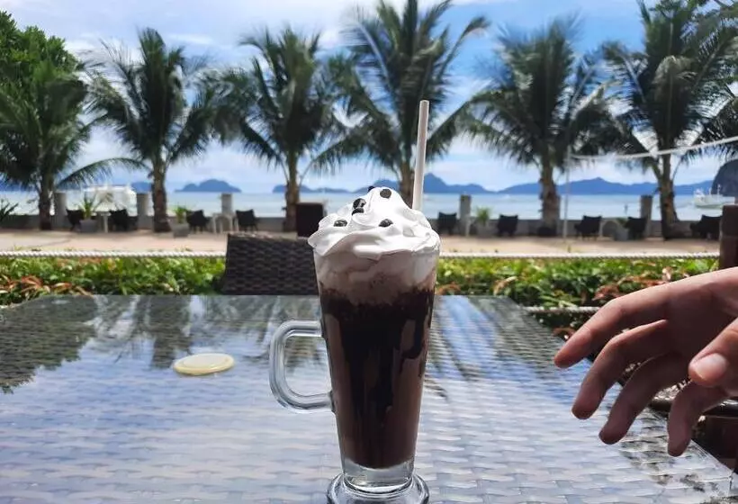 Ora Beach Resort