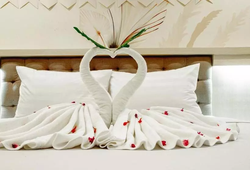 Ora Beach Resort