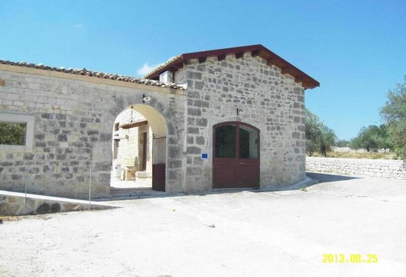 Panzió Room In Guest Room   Superb Double Room In A Farmhouse