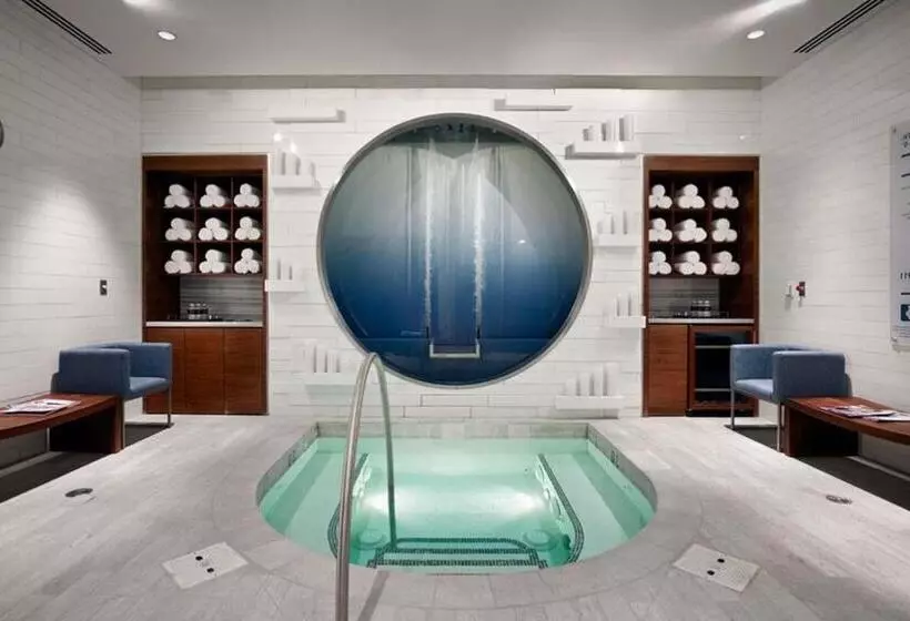 Vdara Studio Suite 011 Pool View Free Valet Parking