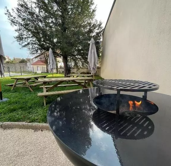 Aamiaismajoitus (B&B) Gite Du Prieuré