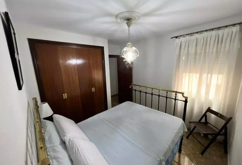 تختخواب و صبحانه Jr Suite Calle Victoria