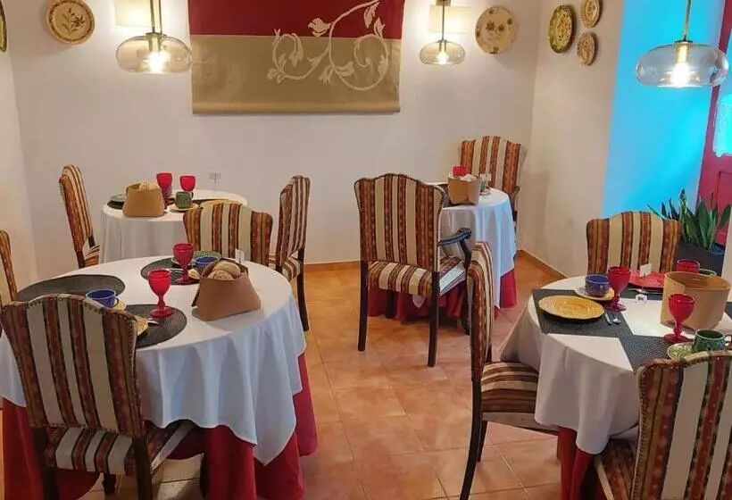 Aamiaismajoitus (B&B) Sotam Country House En342