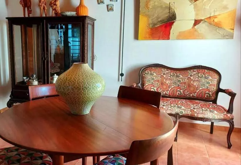 Aamiaismajoitus (B&B) Sotam Country House En342