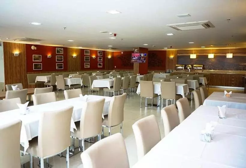 Hotelli Linhares Design