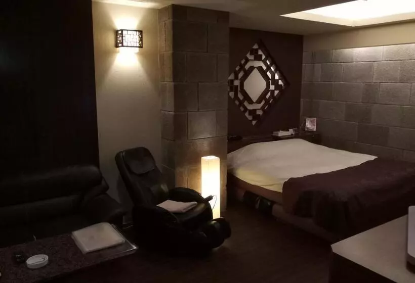 Hotelli ｓｔａｒｒｅｓｏｒｔ　ｉ