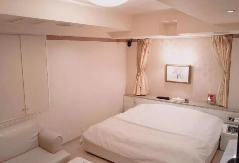 Hotelli ｓｔａｒｒｅｓｏｒｔ　ｉ